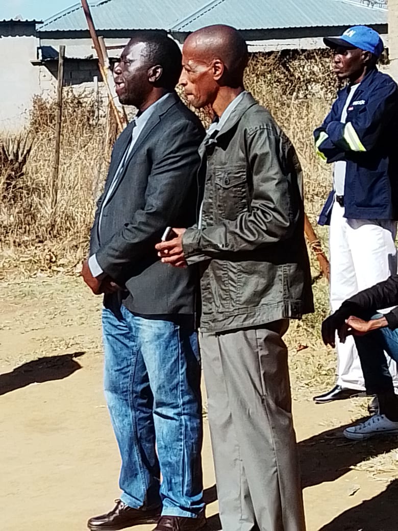 ThembaGodi_'s tweet photo. Here with the President of BRA, Delta Mokoena. Today we had a successful community meeting in Ward 16,to thank those who voted for the APC and report on the elections results. https://t.co/IrxjfYzTIS
