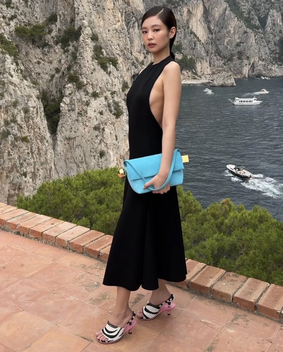 jennie (@jenniepics) on Twitter photo 