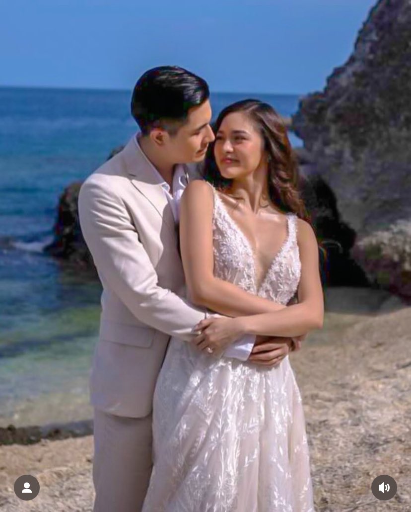 pepperperabo's tweet photo. Wow!!the caption says it all!!
KIMPAU WWWSK FINALE
#LinlangMagpanggap
#WhatsWrongWithSecretaryKimPH
#KimPauOnViu #KimPauOniWantTFC
Sec Kim and BMC
#KimPau #PauloAvelino #KimChiu https://t.co/X1R9bcoste