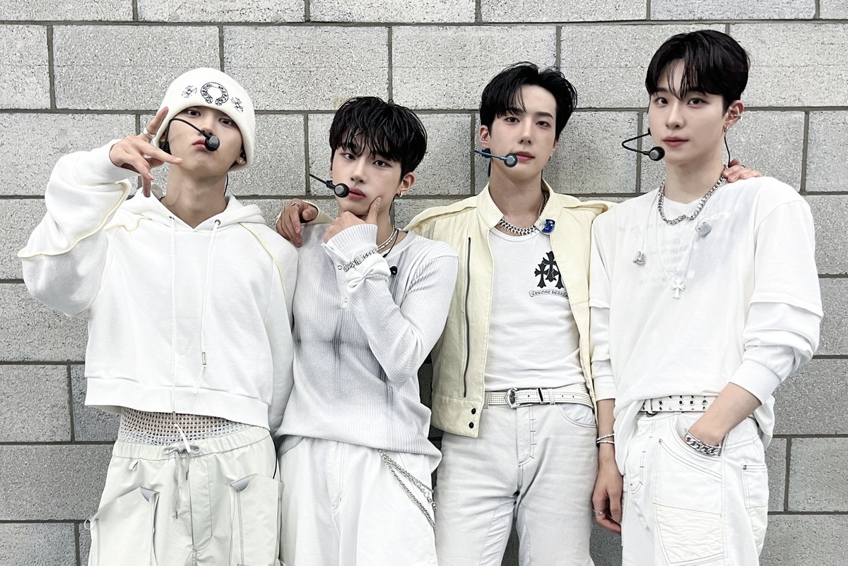 [💙_#원팩트] 

앤하트❣️
오늘 첫 방송 잘 봤어⁉️
열심히 응원해줘서 고마워😍

 #ONEPACT #원팩트