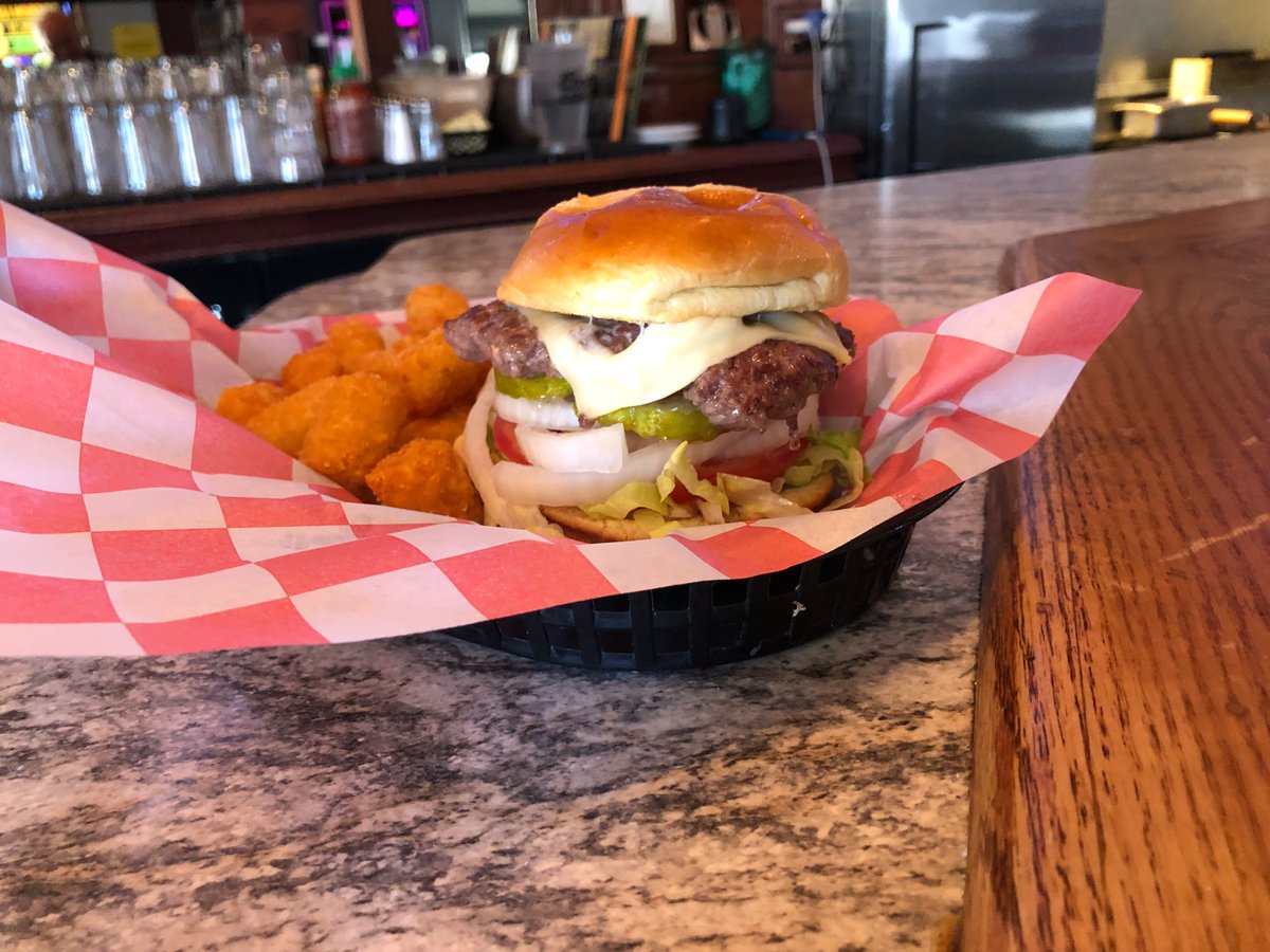 frigof's tweet image. Heart broken to hear about the fire over night at Braun’s Powerhouse on 71st &amp;amp; National in West Allis. This is my favorite place for taking the shuttle bus to @Brewers games &amp;amp; for brunch after mass