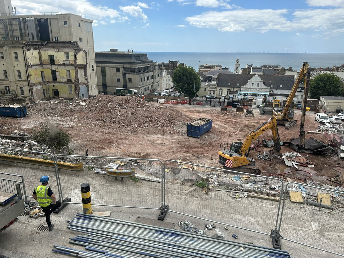 KateMellorSW's tweet photo. Looking down on where the Barry Building used to be at @BSUH_NHS #RSCH 😳 https://t.co/Fu2xWKLqEc