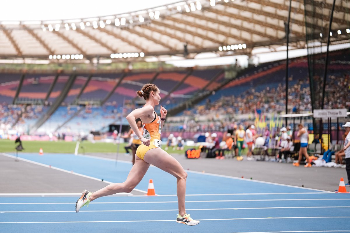 newbalanceES's tweet photo. Una gran experiencia Europea 🇪🇺 para @Lorena_martinm. 🔥
Has demostrado que conseguirás todo lo que te propongas. ¡A por todas!
@earoma2024 #EspañaAtletismo #Roma24 #NBTeam https://t.co/Wt9270KSDg