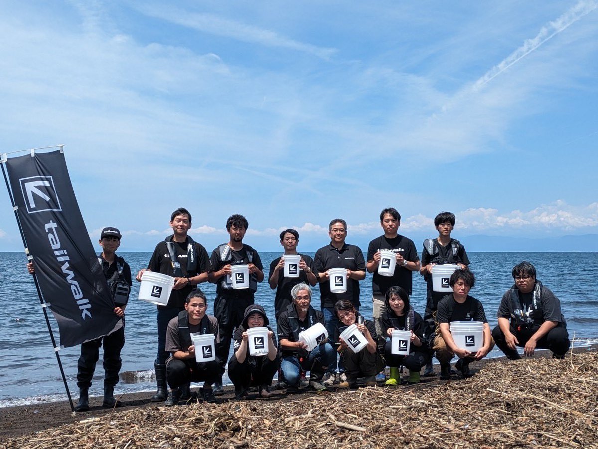 rqn251's tweet image. テイルウォークの地元沼津でヒラメ稚魚3000匹を放流をしました！
カタログの売上金はこちらに利用させていただいております。資源を未来に。
小さいヒラメかわいかった😍🐟

#PR   #tailwalk   #テイルウォーク