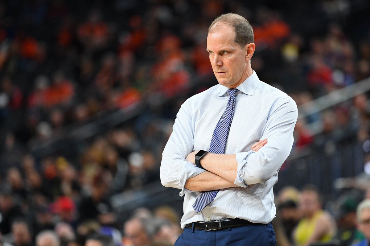 wojespn's tweet image. ESPN Sources with @Petethamel: Former University of Washington coach Mike Hopkins — a two-time Pac-12 coach of the year — has agreed on a deal to become an assistant for the Phoenix Suns. Hopkins joins Mike Budenholzer’s new staff after three decades in college basketball.