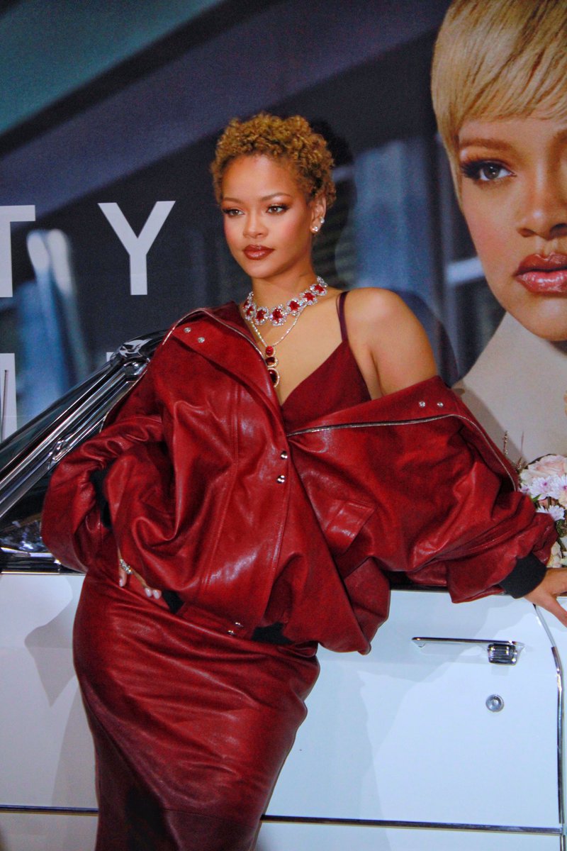 Rome_Garde's tweet photo. Twitter seen it first @RihannaDaily 

Photos by Me✨ https://t.co/ClIYtDekYi