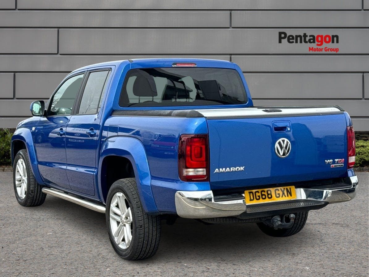 pentagonvw's tweet photo. 📢PICK-UP OF THE WEEK📢

2018 VW Amarok Highline, featuring:

💺Leather Upholstery
🚨Parking Sensors
🛞Alloy Wheels and more!

Find out more: https://t.co/P0t2MLLGGo

#PickUpOfTheWeek #UsedPickUp #VWAmarok #AmarokHighline #PentagonVW https://t.co/fC1vYBFVdH