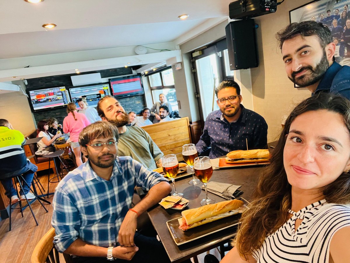 adriochem's tweet photo. Getting ready for @polymatsptl  @KokeLab !!!
#TeamBuilding https://t.co/GVCWMfwKTC