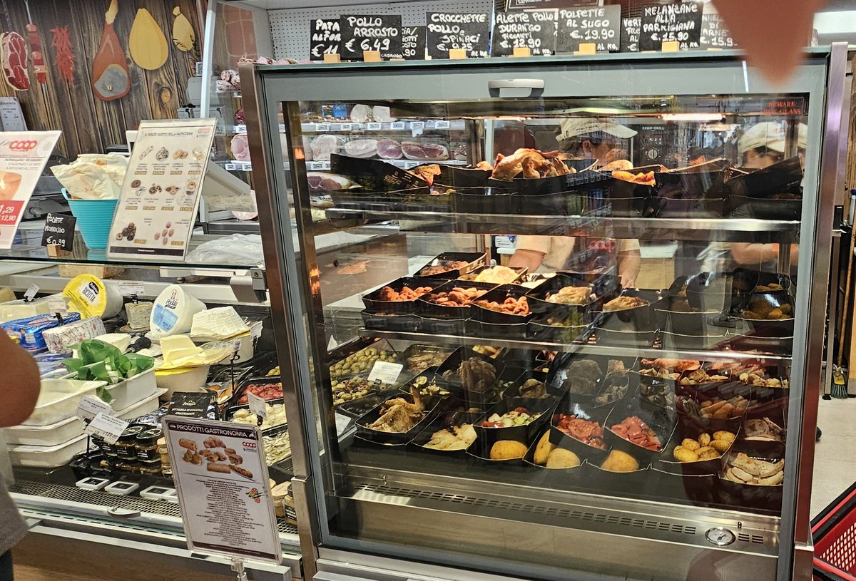 T. Bernadetti tweet media