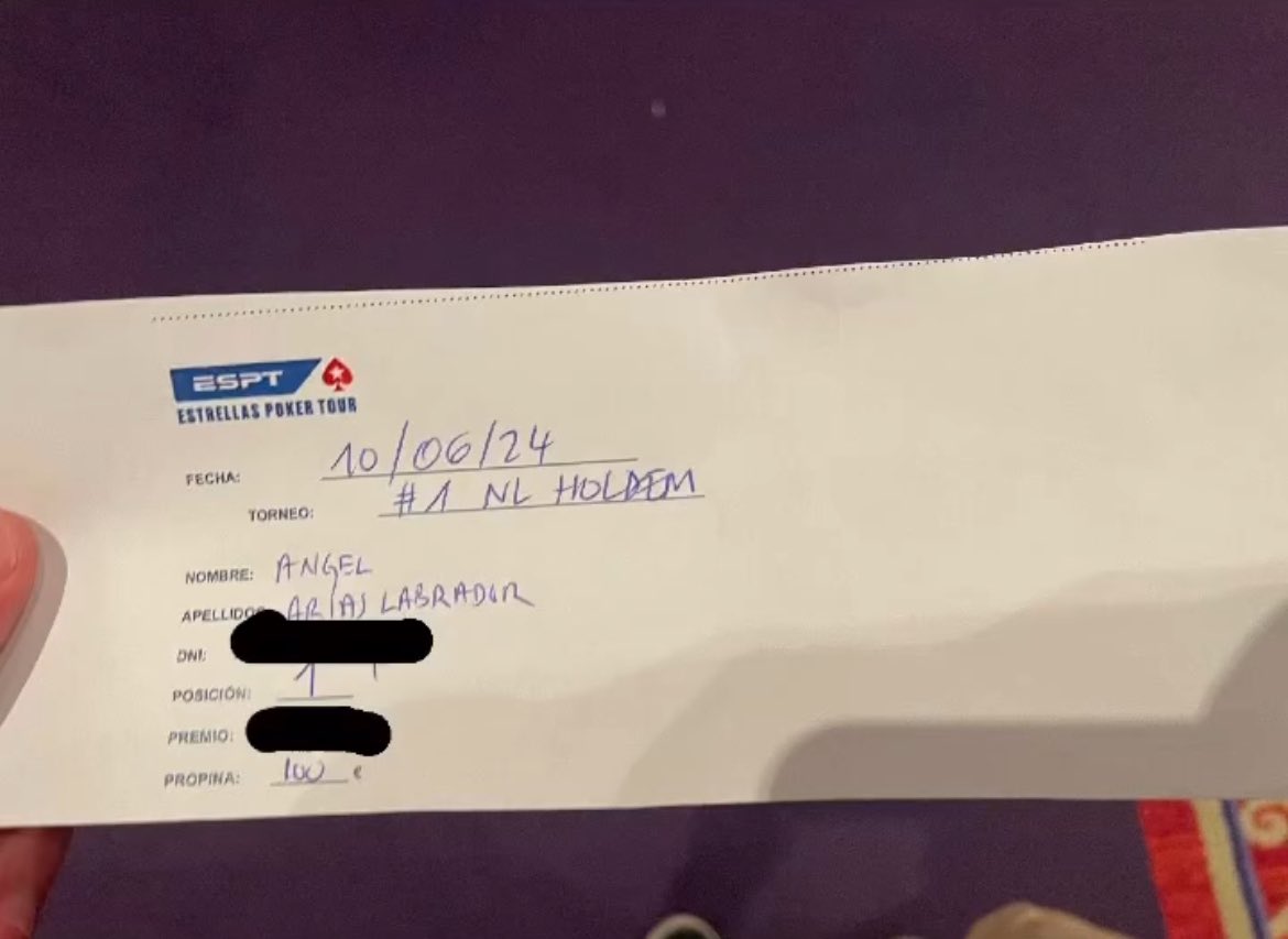 Angel_Arias04's tweet photo. #1NLH ESPT MALAGA!
Pactamos en el Heads-Up y peleamos por la Pica! 

Se nos escapa la pica. Perfemos JJ contra 97 que nos daba el trofeo. Por tanto, me quedo corto y la pica para el Armenio ARSEN! 

Buen comienzo de semana💪🏻👏🏼 https://t.co/RrBTtxtB95