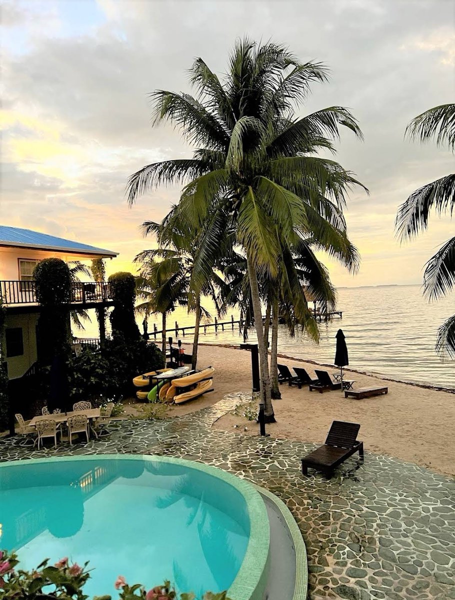 BelizeResortCMV's tweet photo. Wake up to breathtaking Caribbean views every morning at Chabil Mar! π
Our beachfront villas offer the ultimate in luxury and seclusion, with private verandas perfect for sipping coffee and soaking in the sunrise. Your Belize paradise awaits!#TravelTuesday #ChabilMar #BelizeView https://t.co/9YBTrpggwW