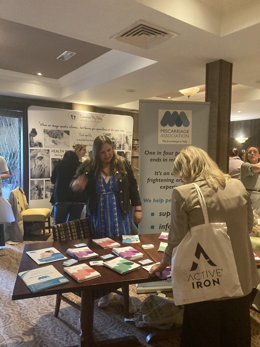 Emma Barr tweet media