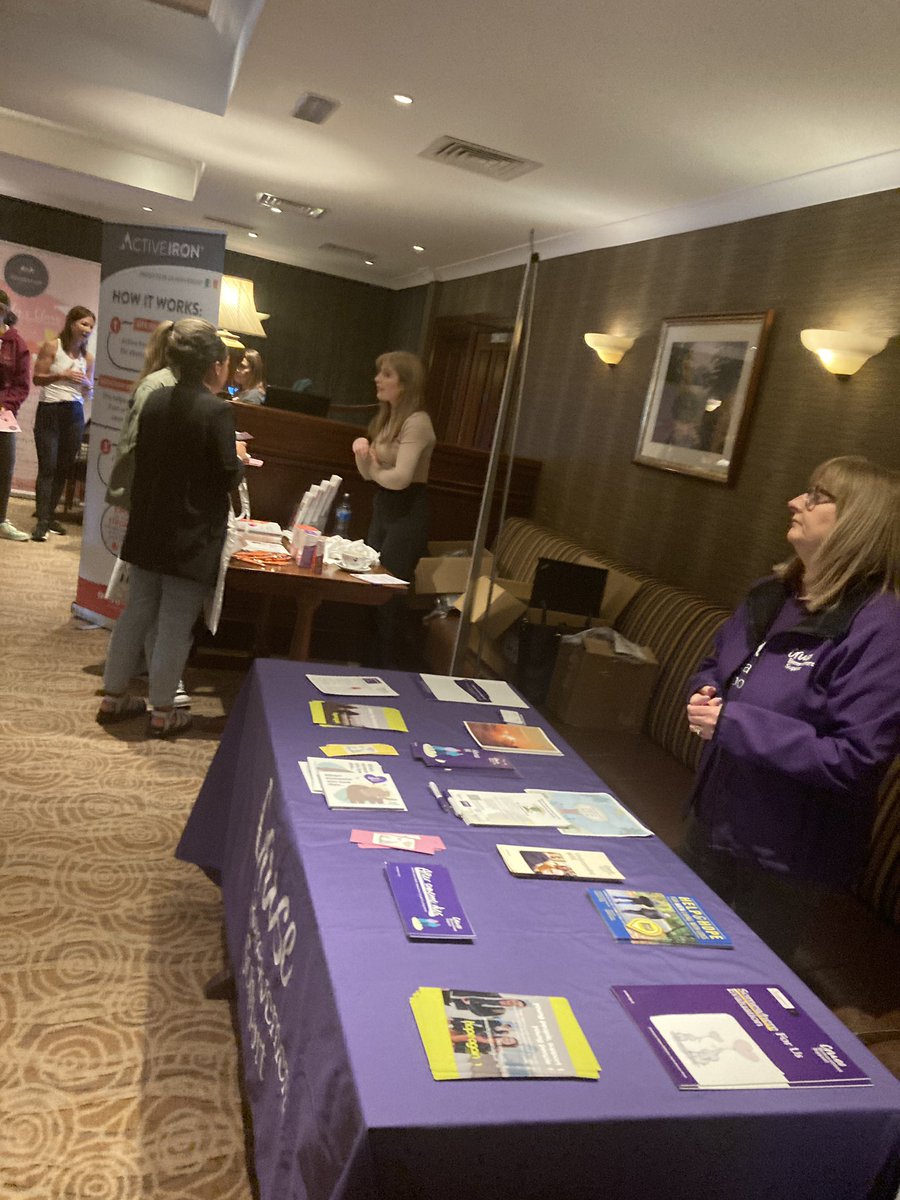 Emma Barr tweet media