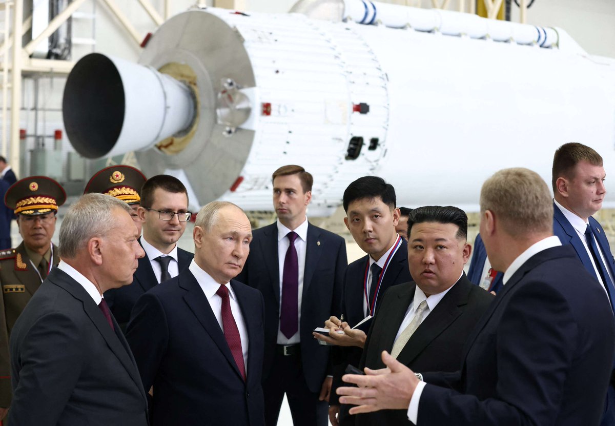 CSS_ETHZurich's tweet image. 🔔 The new #CSSAnalyses in Security Policy by @NevineSchepers has been published: "Pyongyang's Relations with Moscow and Beijing."
📄Read the full analysis ⬇
ow.ly/RtoP50Sfazt
#nucleararmscontrol #nonproliferation
(Picture: Sputnik / Artem Geodakyan / Pool via Reuters)