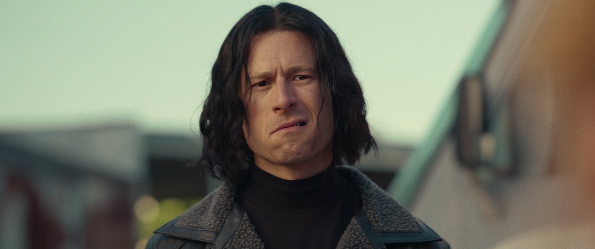 ciinemaspeaks's tweet image. #GlenPowell, as #GaryJohnson in #HitMan (2023) streaming on #Netflix, has given a remarkable performance posing as a fake hitman, donning multiple characters that we have witnessed in movies.

#RichardLinklater