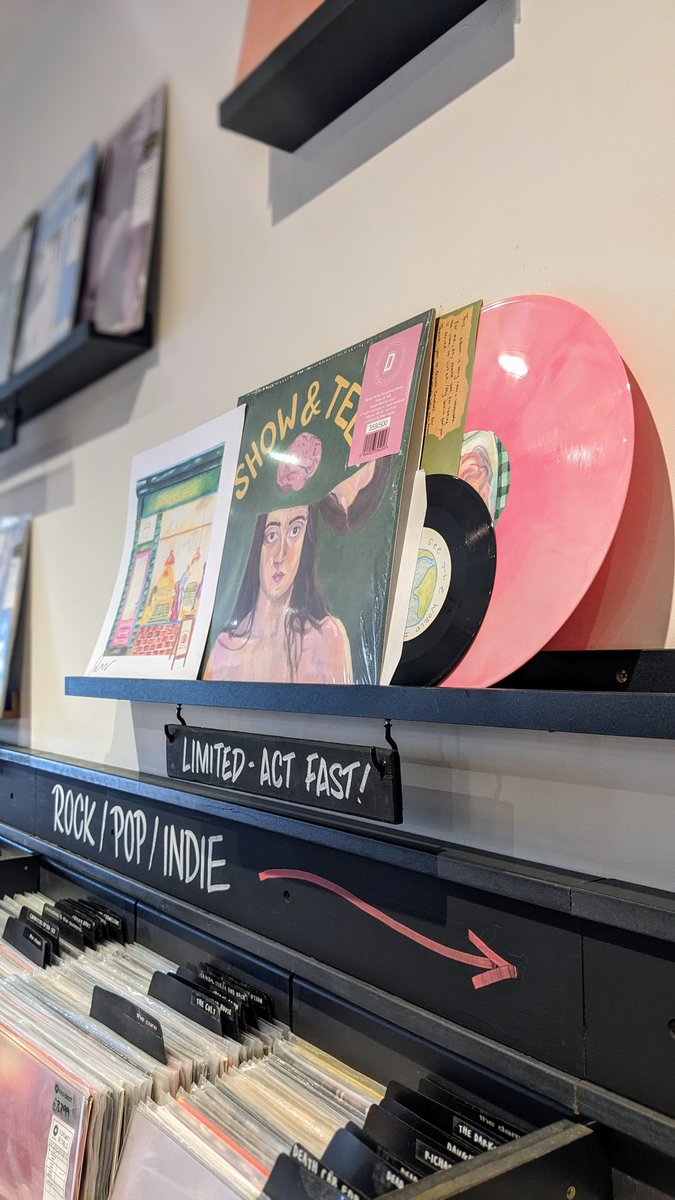 Some exceptional, hook-filled, shoegaze-fused, indie-dream-pop slices from <a href="/boredatmygrans/">Bored at My Grandma's House</a> out this Friday!

An enthralling album of soul-searching introspection that channels her ennui into an enduring &amp; vivid set 🧠 

Grab a copy of the <a href="/dinkededition/">DINKED</a> - resident-music.com/productdetails…