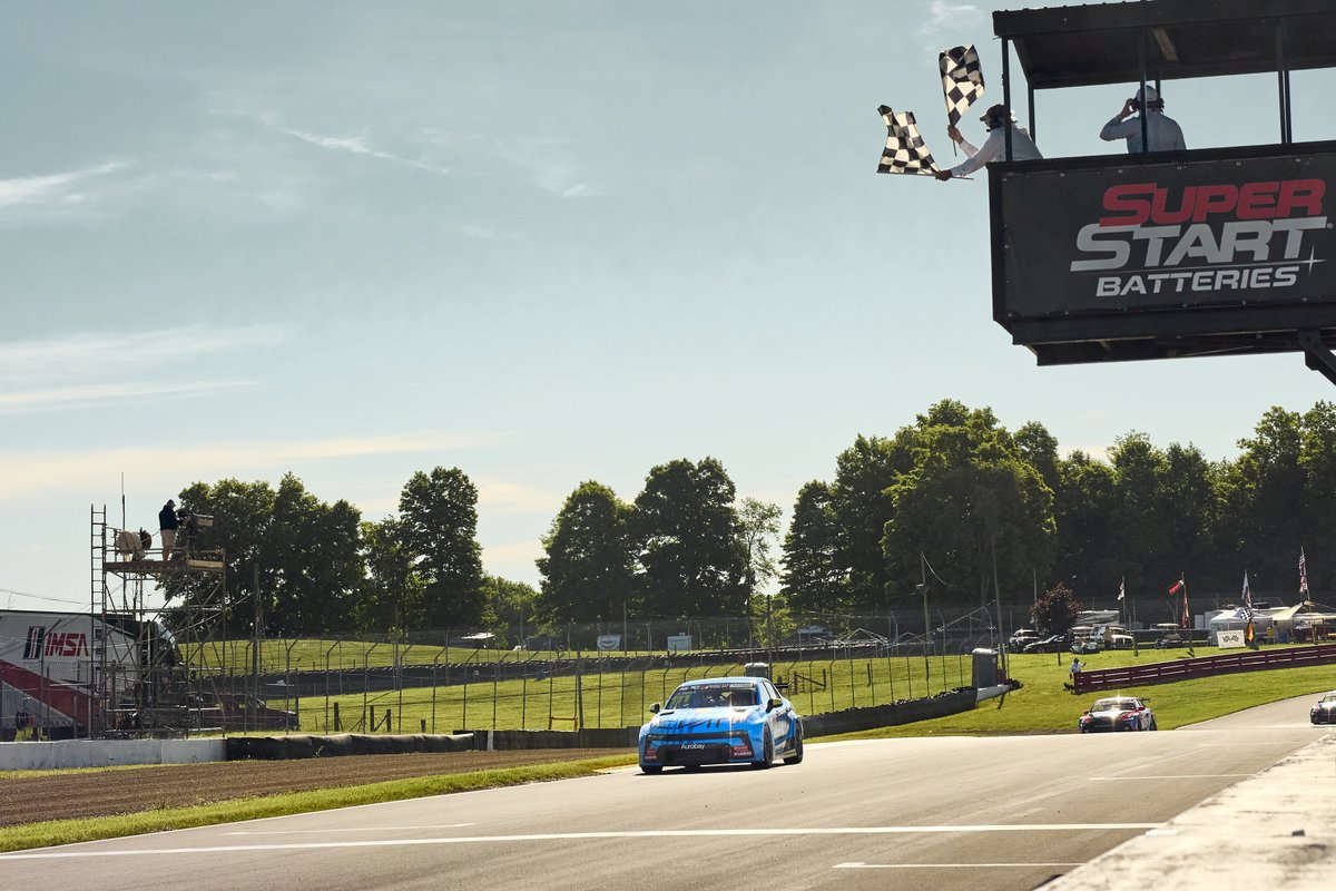 #LynkCo 03 #TCR customer team #CyanRacing claimed another #TCRWorldTour double win in a thrilling race weekend at Mid-Ohio! 🇺🇸
Thed Björk charged from third to win Race 1 while Yann Ehrlacher repeated the move in Race 2, with Ma Qing Hua joining him on the podium. 🏆