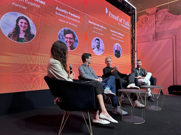 dfinity's tweet photo. 🇫🇷 @proofoftalk headliner!

@dominic_w on stage for the panel "The Next Wave of Scaling" with  @Austin_Federa and @beniaminmincu

He said," #ICP seamlessly integrates with Bitcoin, Ethereum, and other EVM chains and is looking forward to bringing on chains like @solana too" 👀 https://t.co/tfkiWp0uvM