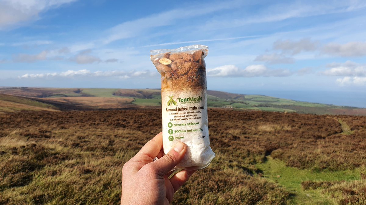 tentmeals's tweet photo. A beautiful couple of photos of the amazing Almond Jalfrezi main meal out in the wild from @abbiebarneswild! 😁 

All our meals are made of simple real ingredients you've heard of before, no magic preservatives or space age whacko chemicals here! 😂 https://t.co/p1QwKiOMAV
