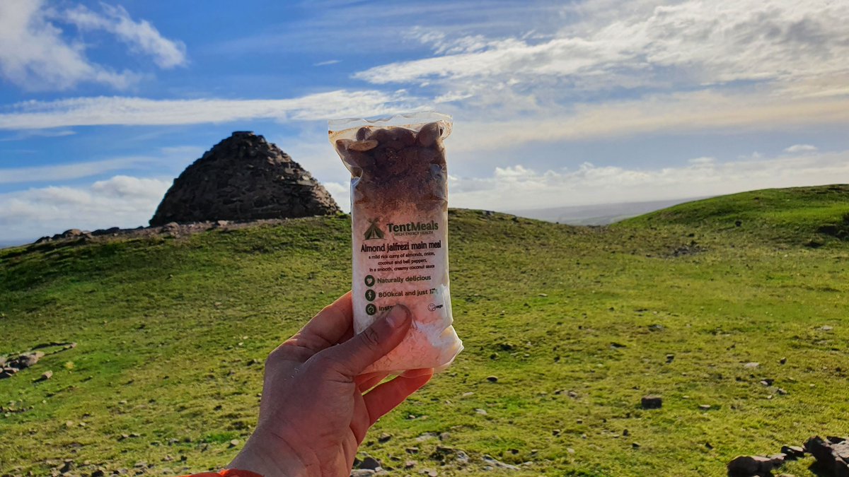 tentmeals's tweet photo. A beautiful couple of photos of the amazing Almond Jalfrezi main meal out in the wild from @abbiebarneswild! 😁 

All our meals are made of simple real ingredients you've heard of before, no magic preservatives or space age whacko chemicals here! 😂 https://t.co/p1QwKiOMAV