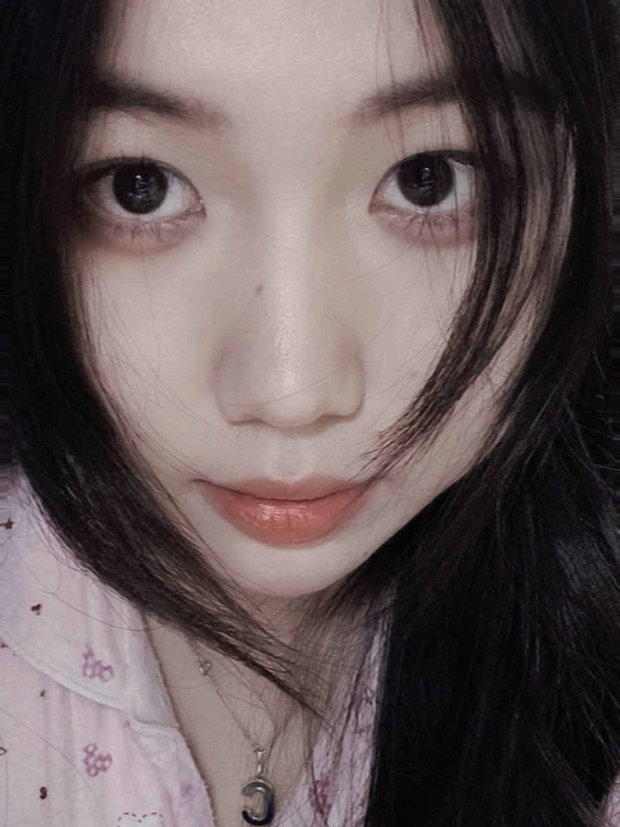 hpp156's tweet image. 青鸟远去 槐树犹在