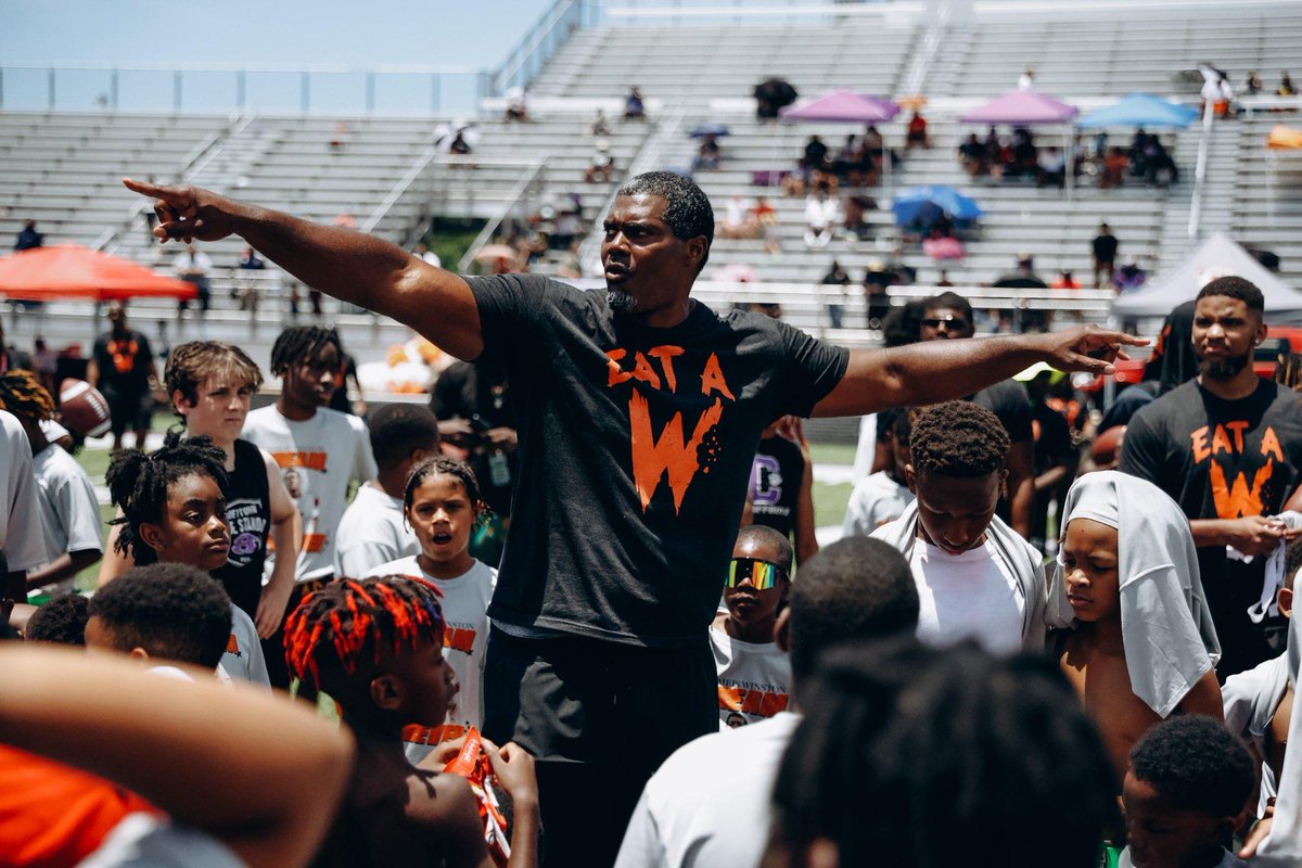 MDFNATION's tweet image. WHEN MANY TALKED CHANGE, WE WALKED CHANGE! THANK YOU JESUS FOR TEAMWINSTON AND MDFNATION, PLEASE CONTINUE TO COVER US!!! 
#JESUS 
#TEAMWINSTON 
#MDFNATION 
#DREAMFOREVER