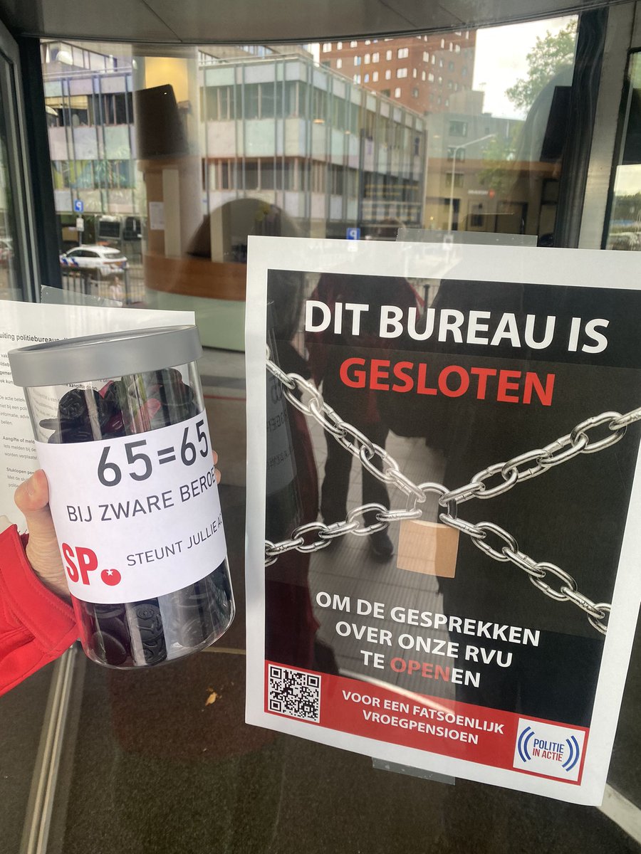 Steun voor een eerlijk vroegpensioen! Vandaag bij <a href="/POL_Nijmegen/">Politie Basisteams Nijmegen</a>
