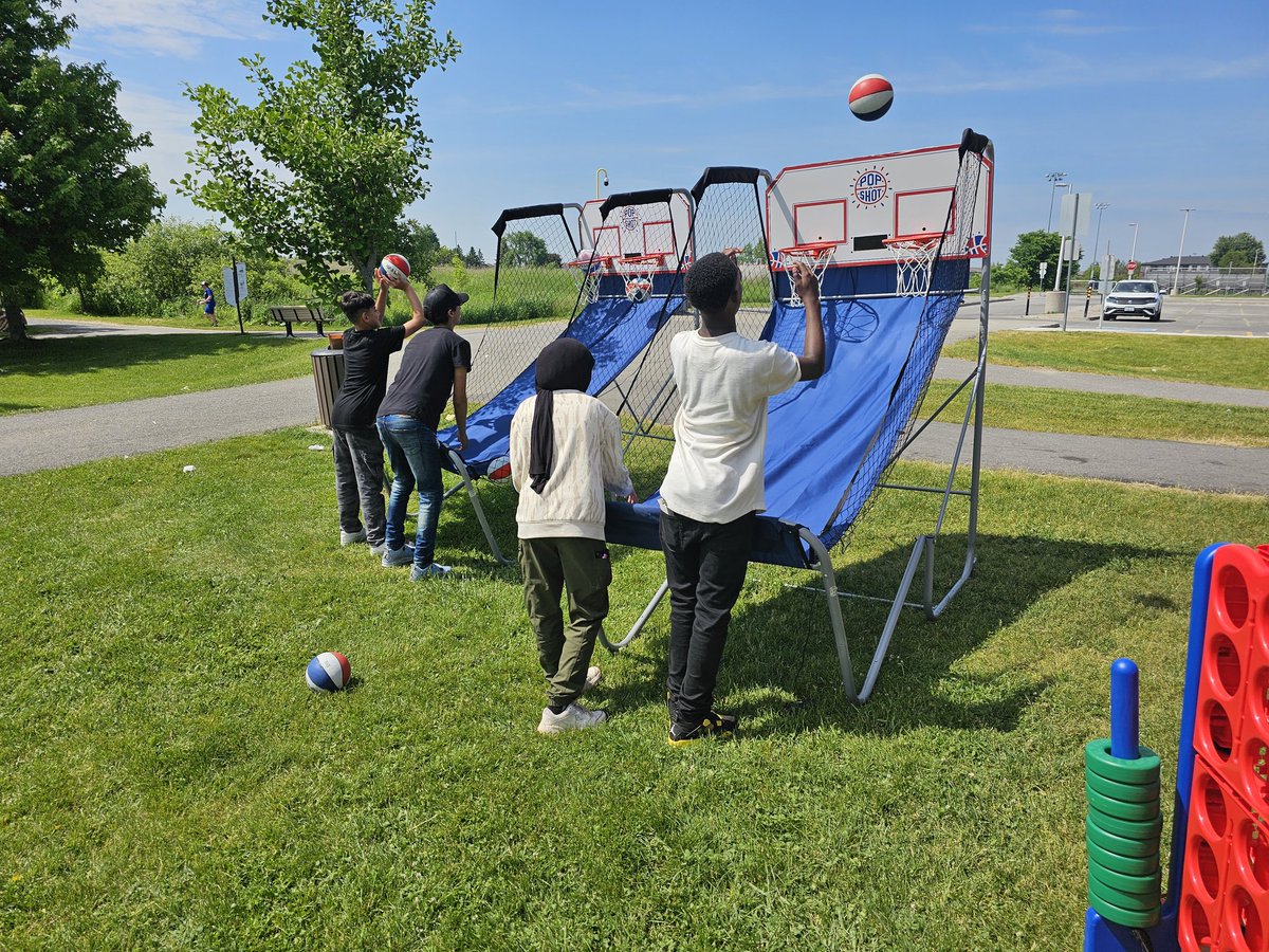 Add fun to your summer events with Games4U. #summer #Summerfest #party #communityevents #corporateevents #endofsummer #TuesdayMotivaton #games #backyardgames #lawngames #videogame #racingsimulator #gamesontruck