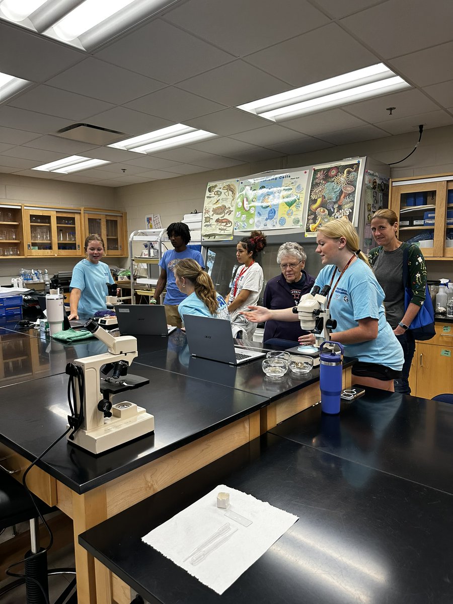 GOVirginia6's tweet image. The @VTCECE Promoting Careers in Aquaculture Project held the first of two S.P.A.T. Open Houses this past Friday at RCC Warsaw. The next open house will be at the RCC Glenns campus June 14th with students from the Middle Peninsula. To learn more visit loom.ly/JEBnQ2g