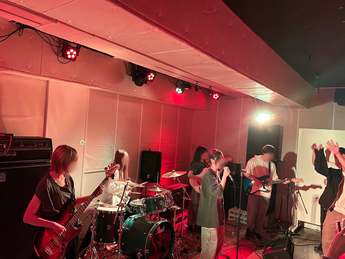 nucc_lmc's tweet photo. 6/8(土)顔合わせライブvol.1
@立川コズミックホール
1年生のお披露目ライブがありました!なんと合計20バンドが出演しました❤️🔥
これからの活躍に期待です✨
#jpop #ROCK #instmental #HIPHOP
など幅広いジャンルのライブになりました⚡️ https://t.co/SjLIcchtgK