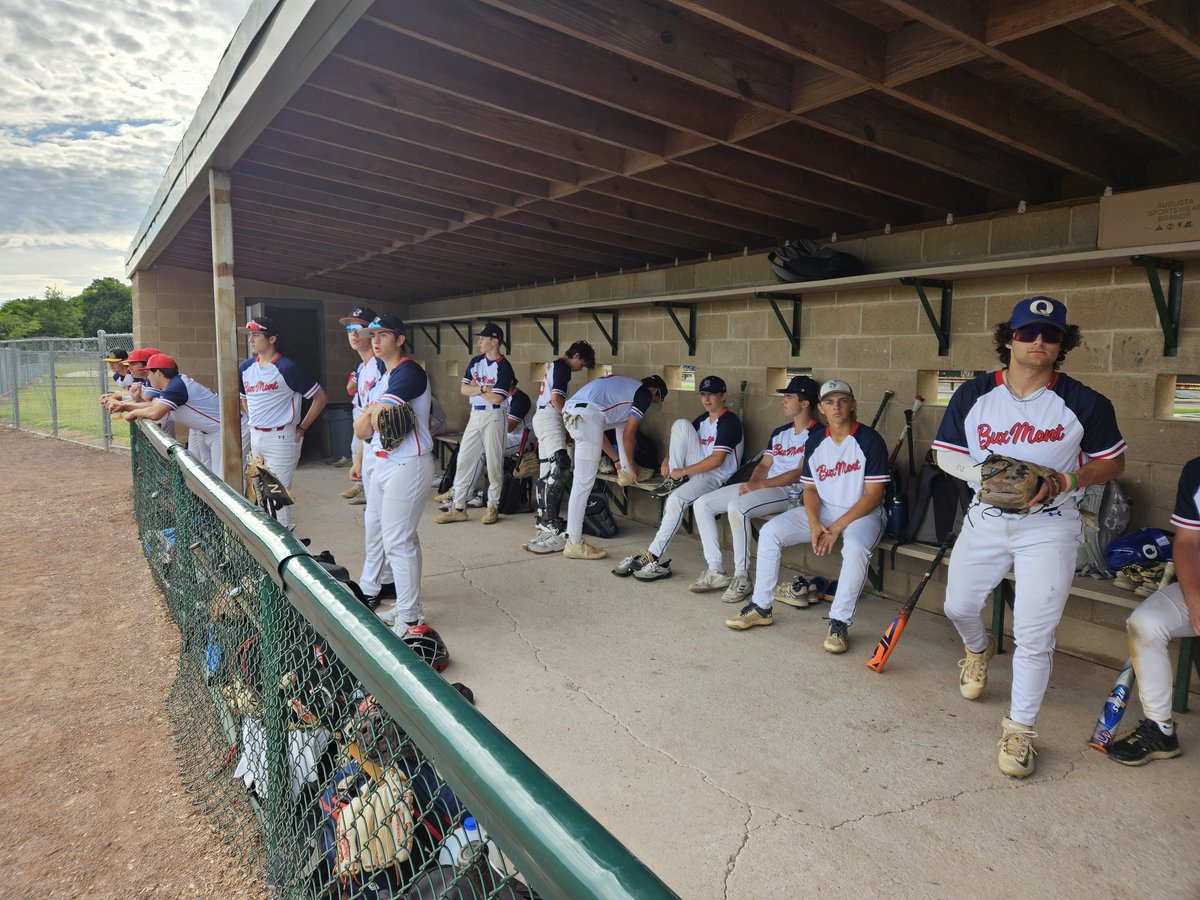 BuxMontCC tweet media