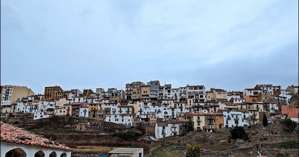 Entre lavaderos y olivos centenarios, El Maestrazgo 2ª parte dlvr.it/T879d6