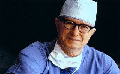AJWrightMLS's tweet photo. 1964 Jan 24: Surgeon James D. Hardy born May 14, 1918 in #Newala #Alabama; died Feb 19, 2003. Performed 1st human lung transplant June 11, 1963, 1st heart transplant & animal to human heart transplant #OTD, all at Univ of Mississippi Med Center https://t.co/rMYRGnhzKN #histmed https://t.co/zGXqQocrCc