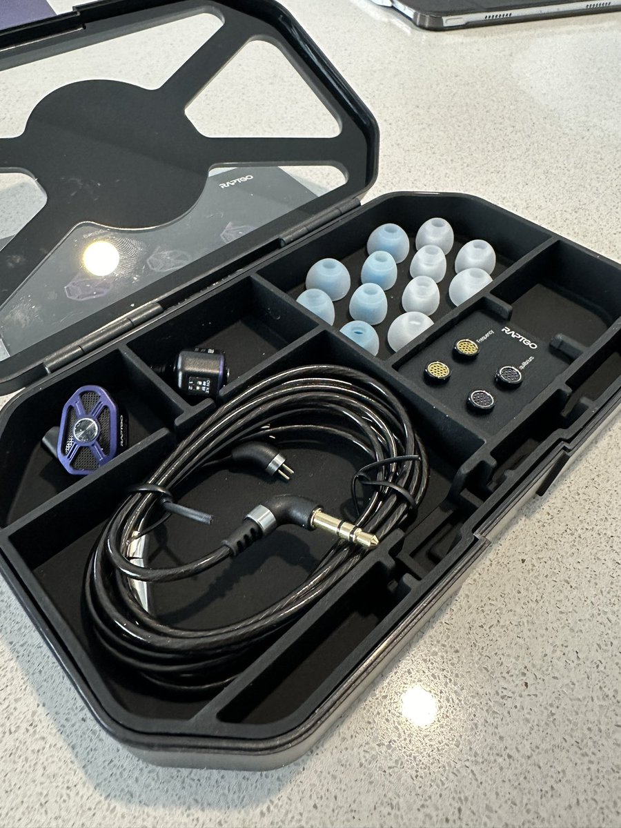 G_Programming's tweet photo. Sexy !! @Linsoul_Audio #raptgo #bridge https://t.co/IqX96Dqzxu
