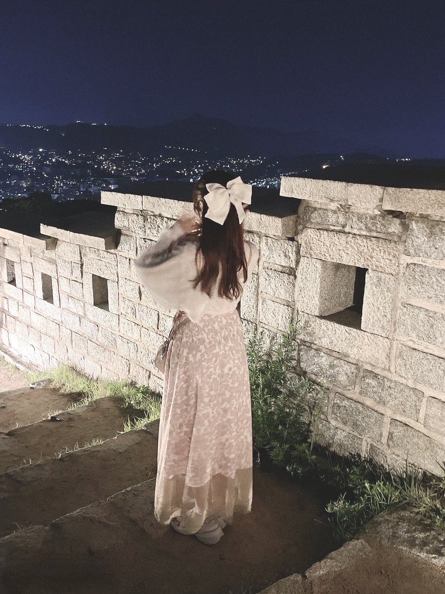_yumemiru_alice's tweet photo. 韓国の夜景キレイだった☺️🤍 https://t.co/0YpfoXIJCx