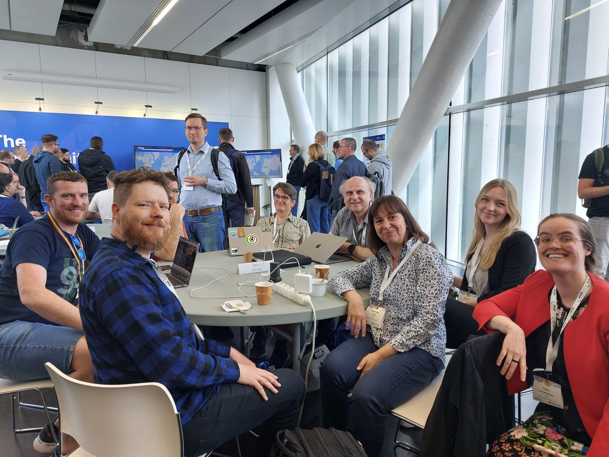 Maria Isabel Gandia tweet media