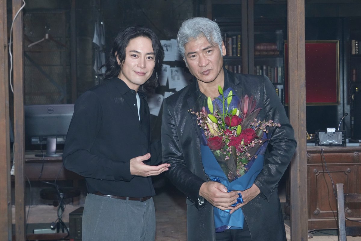 😈クランクアップ
￣￣￣￣￣￣￣￣￣
日曜ドラマ #アクマゲーム
ありがとうございました💐

#間宮祥太朗 
#田中樹 #古川琴音 
#竜星涼 #嵐莉菜
#増田昇太 #福山翔大 #坂口涼太郎
#栄信 #橋本じゅん
#沖原一生 #山内昭宏 #舘野将平 
#林田岬優 #穂志もえか 
#小紫怜奈 #内田智大
#小澤征悦 
#吉川晃司