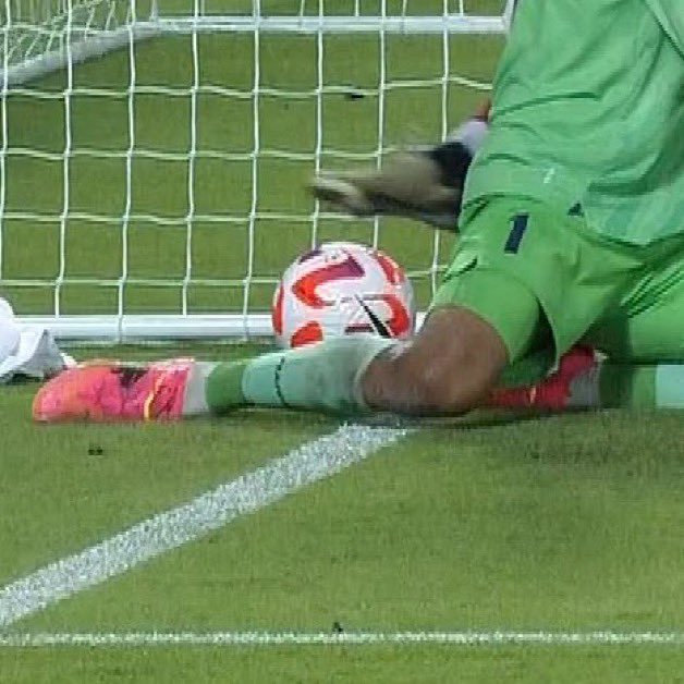 IndoVerse (@indoverse) on Twitter photo <a href="/TrollFootball/">Troll Football</a> The ball goes out, but Qatar players pull it back and put it in the net. Ref allows the "goal". <a href="/TrollFootball/">Troll Football</a> The ball goes out, but Qatar players pull it back and put it in the net. Ref allows the "goal".