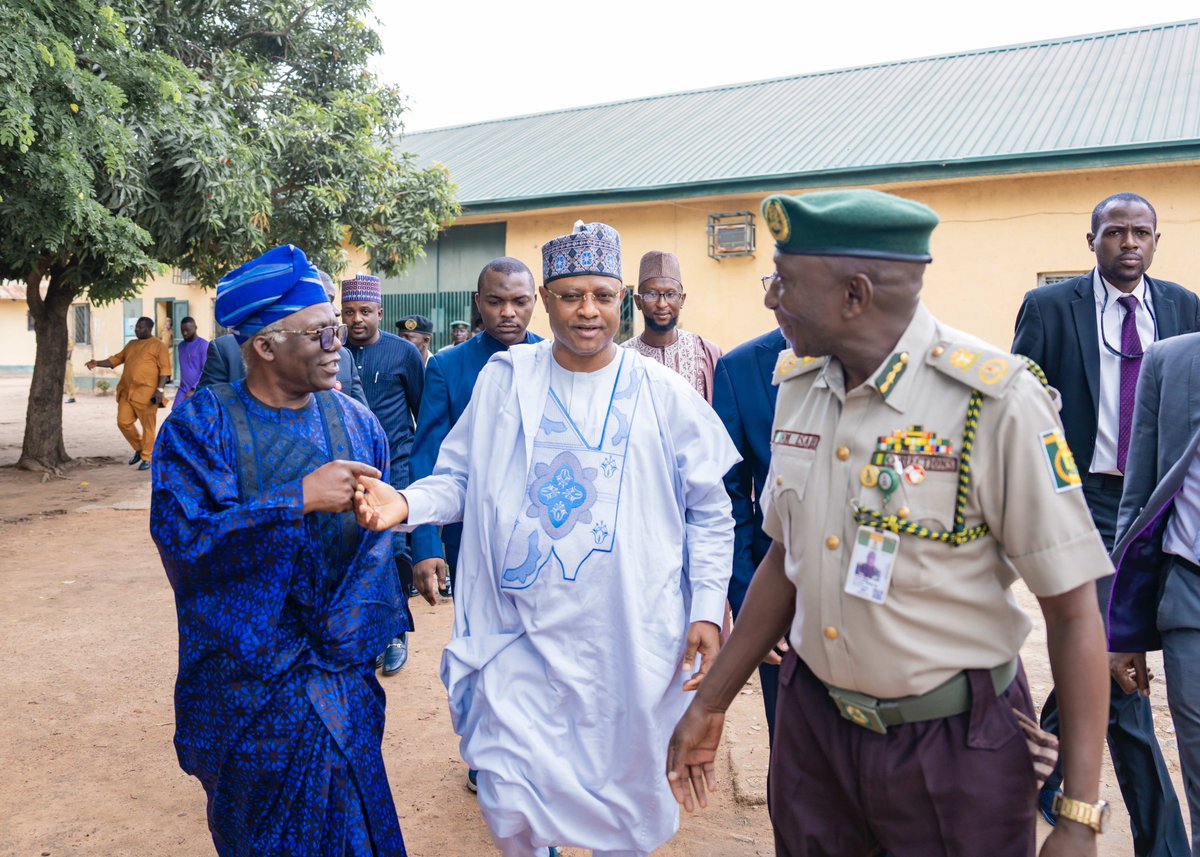 In exercise of my power of prerogative of mercy, I freed 110 convicts today to celebrate the 2024 June 12 Democracy Day. I was joined at the Kaduna Correctional Centre, venue of the event, by my dear comrade and colleague in the human rights and pro-democracy struggle, Femi