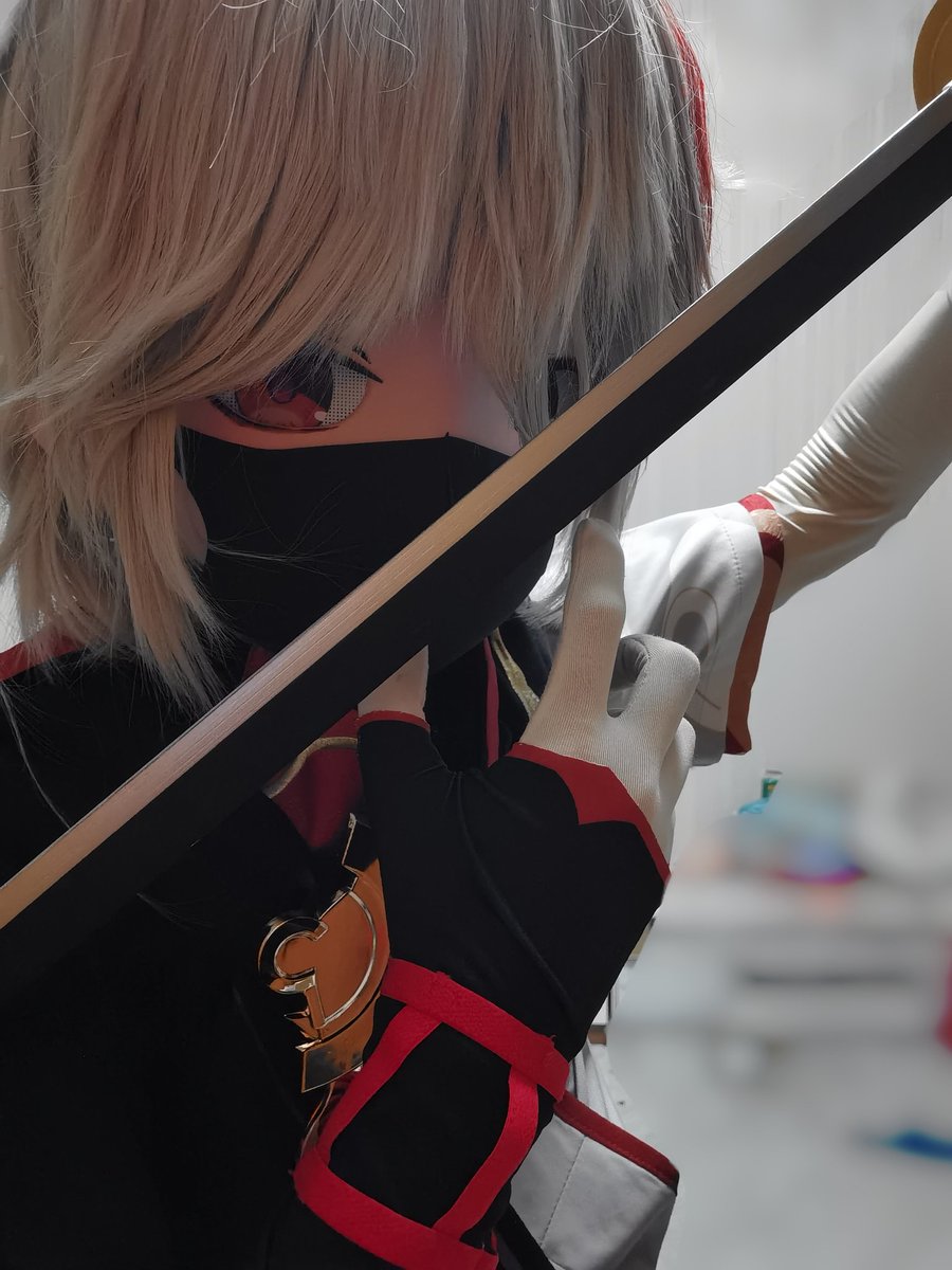 自己一个人拍照片好难。。。#kigurumi      #原神