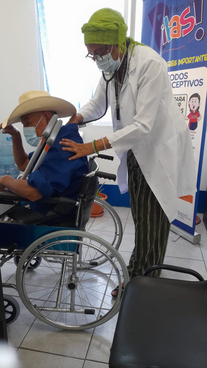 Brigada Médica Cubana en Guatemala Flores Petén Norte.
Brindar atención al próximo sin esperar nada a cambio es lo que nos caracteriza a los Médicos Cubano ejemplos de consagración,amor
Dra María de los angeles en Centro de Salud San Andrés .
#CubaCoopera