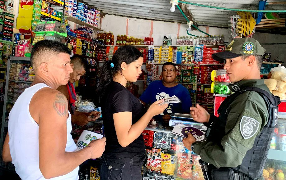 #YoNoPagoYoDenuncio | Desde la Alcaldia de Polonuevo aunamos esfuerzos con el <a href="/GaulaPolicia/">GAULA POLICÍA</a> para que nuestros comerciantes no caigan en presuntas redes de extorsión. Cuelgue y marque 165.