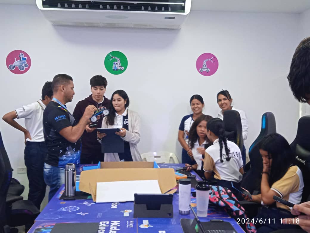 Coord de tecnología Falcon tweet media