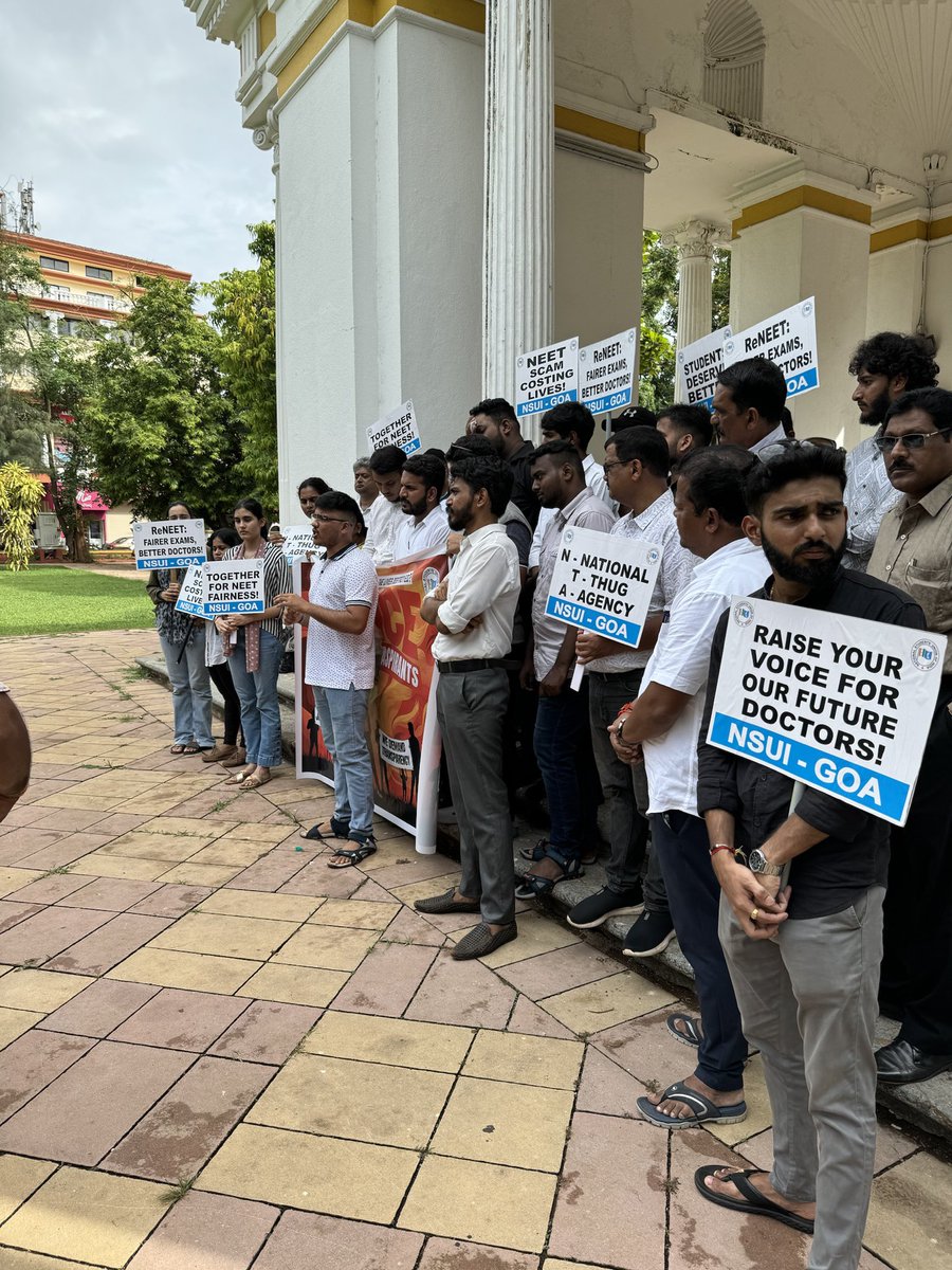 NSUIGoa's tweet photo. NSUI Goa along with NEET Aspirants protested today at Azad Maidan demanding high level inquiry under the supervision of Supreme Court in NEET Scam. #RENEET https://t.co/qboPdgQ8nE