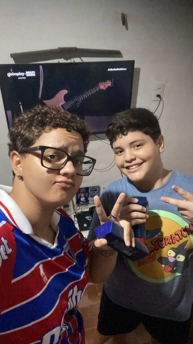 ggukpanic's tweet photo. eu e meu lober favorito 

Eu era LOBOS /  hoje sou SUPERNOVA
#CountdownToSUPERNOVA https://t.co/S93nEMxjDv