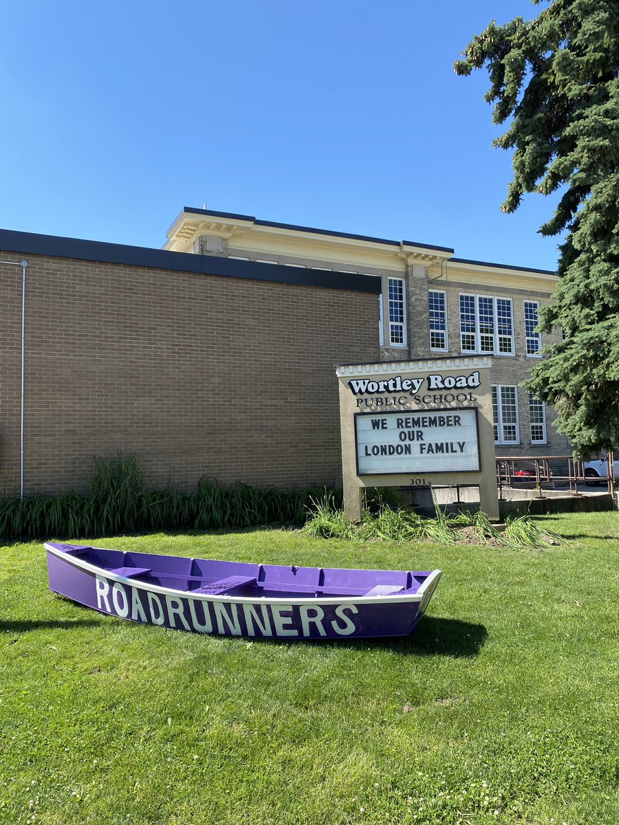 Boat ready to go! <a href="/WortleyTVDSB/">Wortley Road P.S.</a> <a href="/stem2stern_ldn/">Stem2Stern</a>