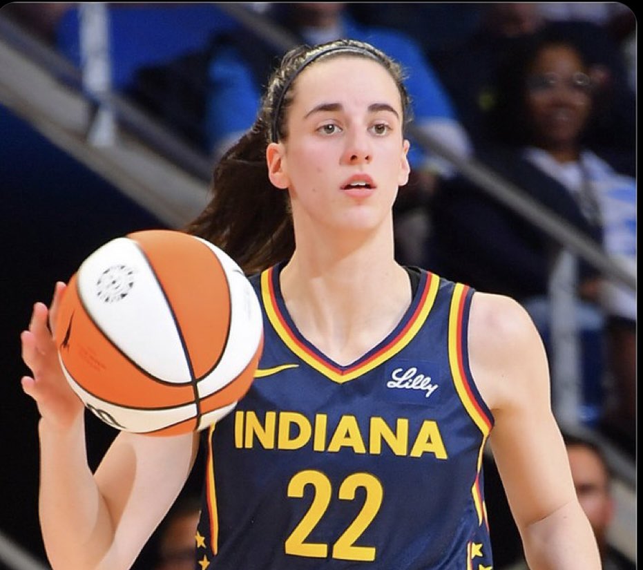 etanthomas36's tweet photo. The MAGA, Right Wing, Fox News, 
Outkick, Evangelical, Trump Supporters crowd are weaponizing Caitlin Clark. It’s definitely not her fault. She’s just trying to play basketball. But watch how quickly they stop if she says something they don’t agree with like Black Lives Matter https://t.co/YoIyKmW8YQ