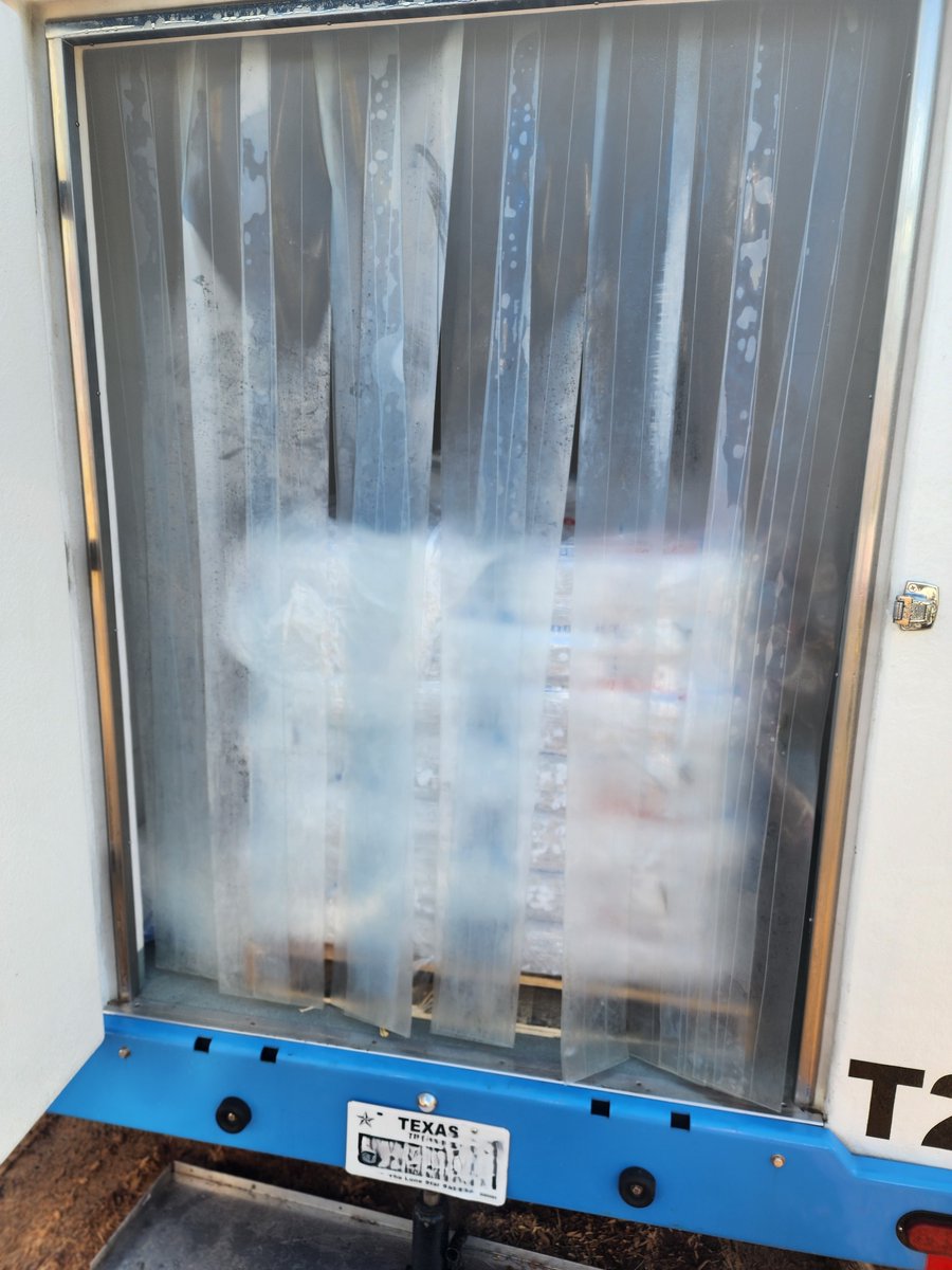 SoIccyTrailers's tweet image. Ice delivery is available for all occasions, weddings, parties, fairs, festivals, and special events. @SoIccyTrailers can deliver your ice to you. #icedelivery #partyice #iceforwedding #ice