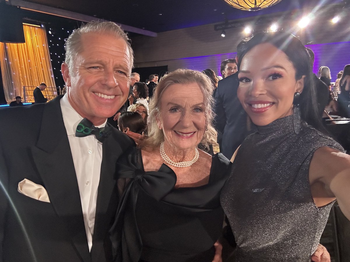 Such a wonderful night!!!!
Congratulations to all!!
Here are a couple of my favorites ✨🔮
#gh  #passions #daytimeemmys