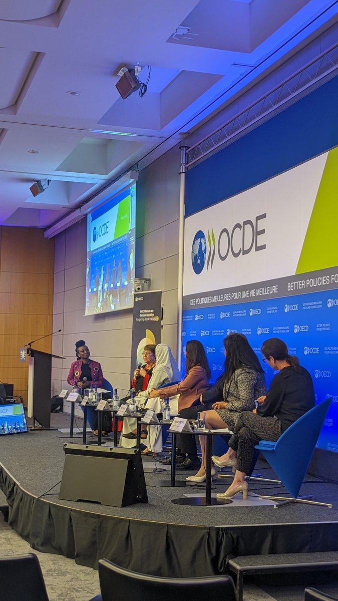 Every Ministry should have a gender perspective, said <a href="/mbachelet/">Michelle Bachelet</a>. To make more progress, we need to strengthen our forces, but also we need to broaden our constituency, by working with the non-converted ones of the importance of #genderequality #oecdgender forum #SIGI <a href="/OECDdev/">OECD Development</a>